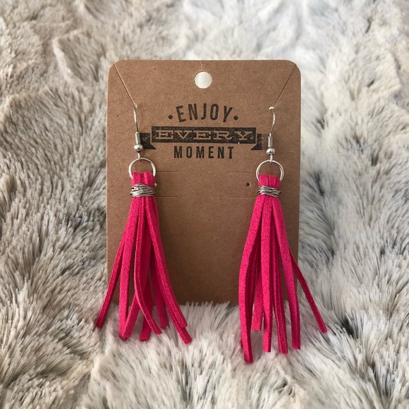 Jewelry - Handmade pink tassel earrings